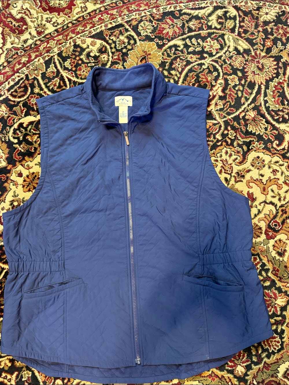 Quilted Navy Zip-Front Vest fleece inside 2X Blue Mountain